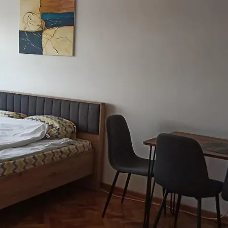 View - Next To Delta Planet Apartman Ni