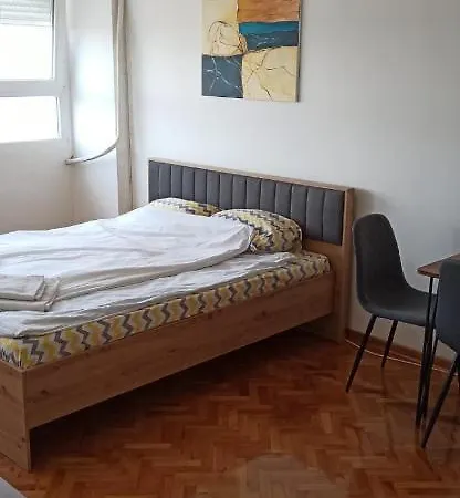 View - Next To Delta Planet 公寓